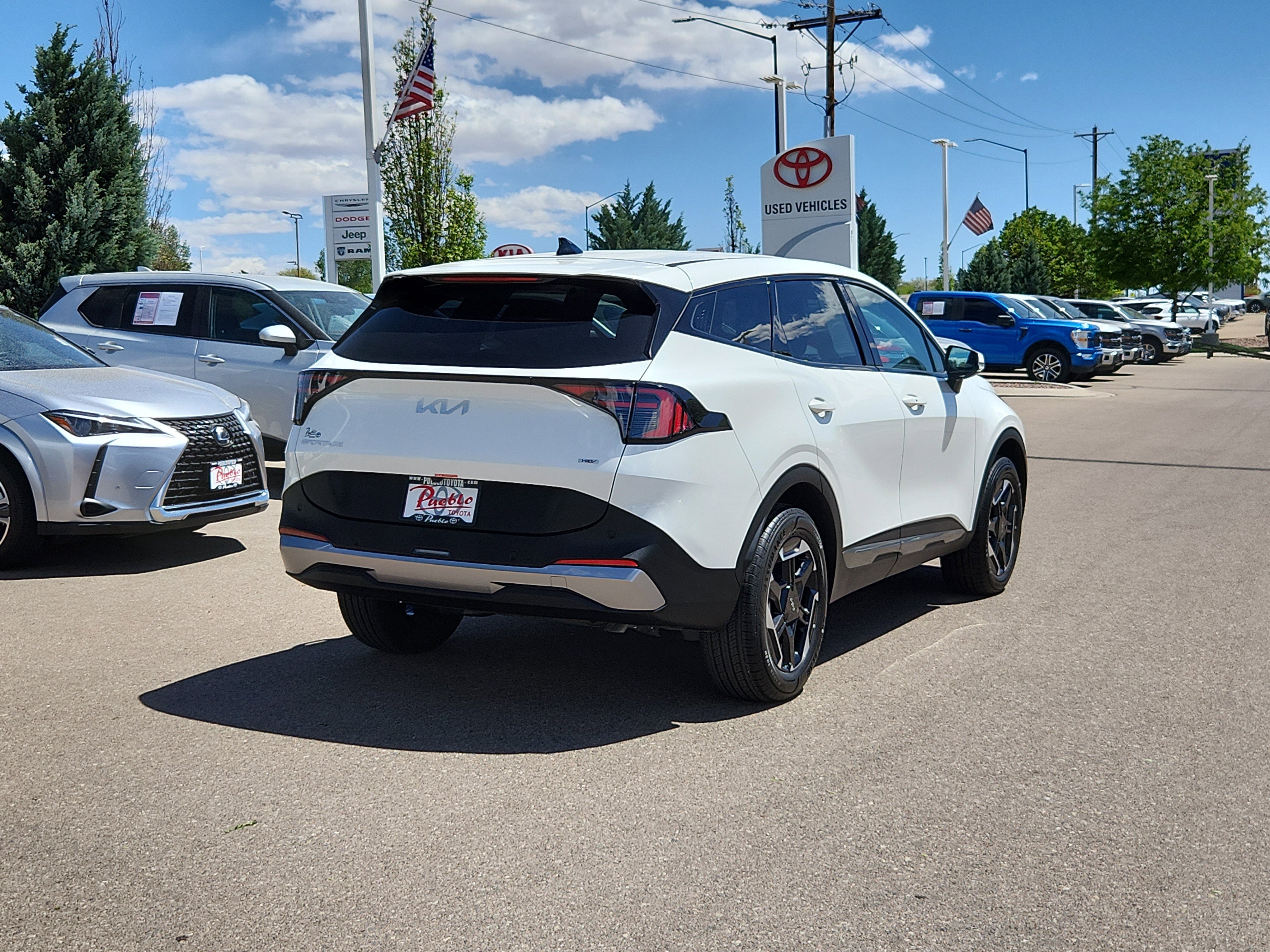 Used 2026 Kia Sportage S AWD/4WD image 3