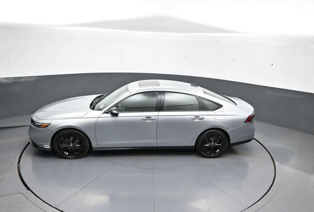 Certified 2025 Honda Accord SE image 50