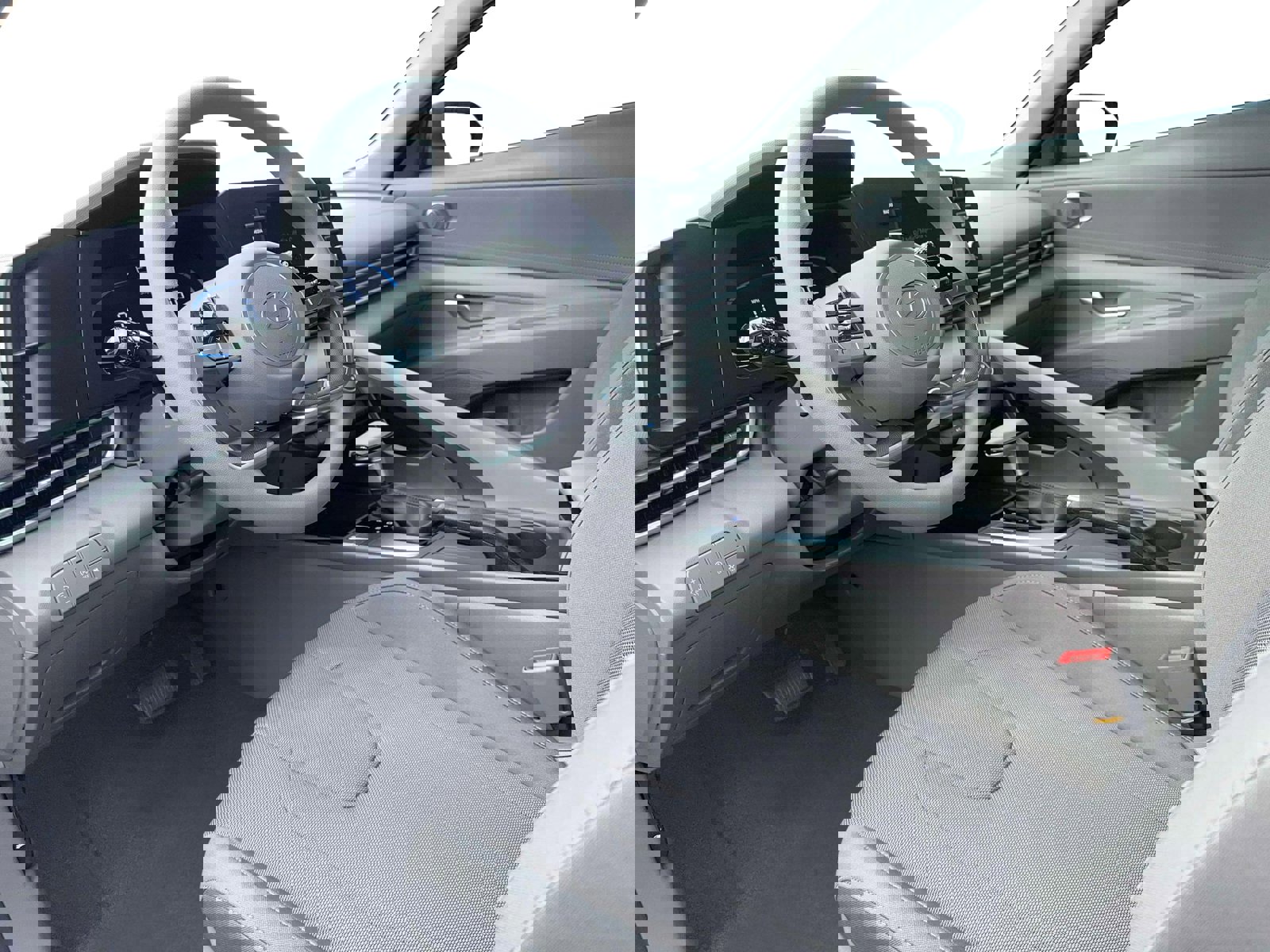 New 2026 Hyundai Elantra SE w/ Cargo Package image 14