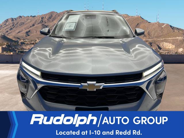 Used 2024 Chevrolet Trax LT w/ Driver Confidence Package FWD image 8
