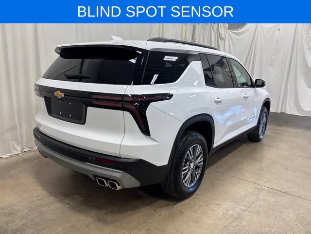 Used 2025 Chevrolet Traverse LT FWD image 4