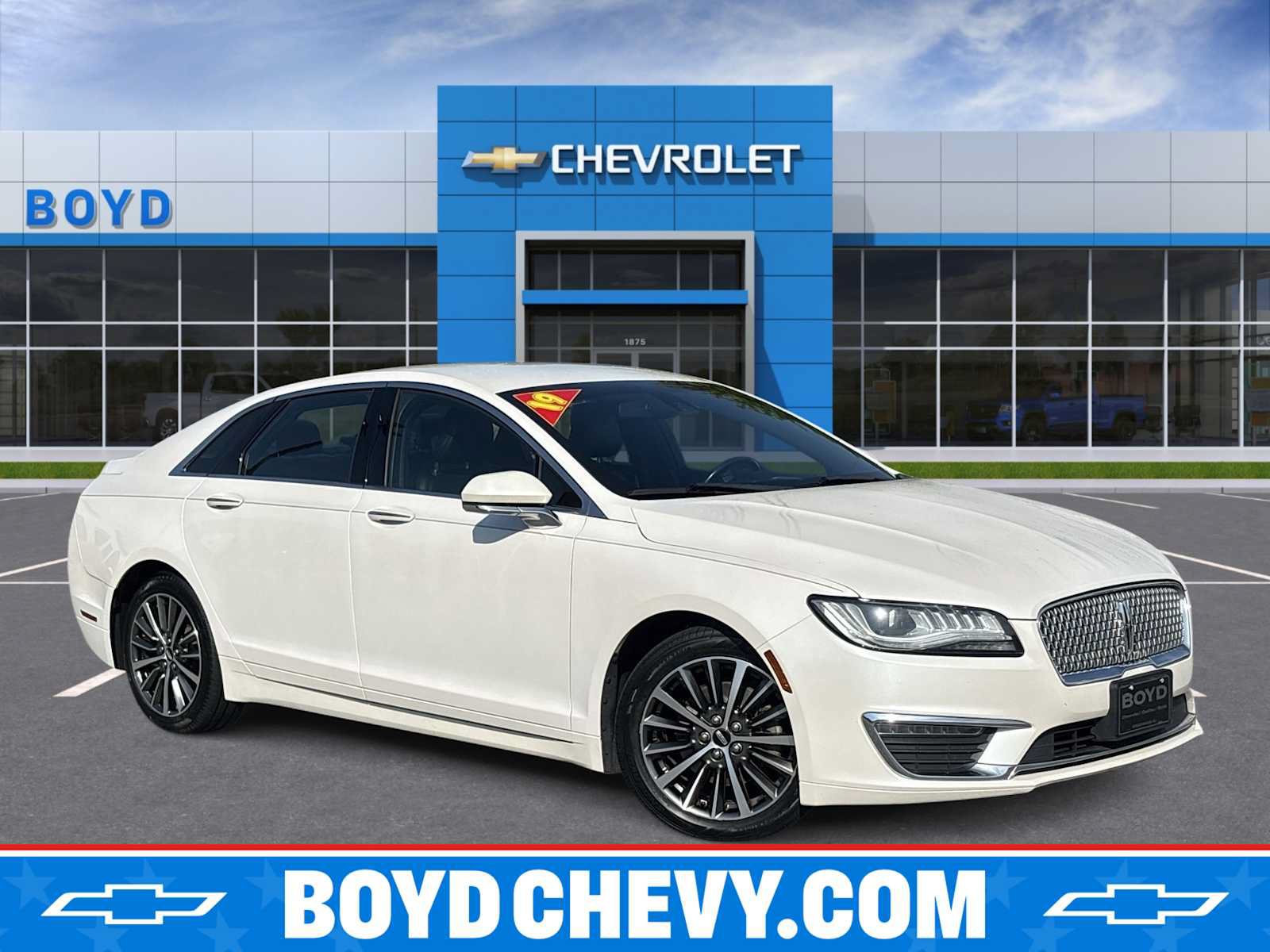 Used 2019 Lincoln MKZ Premiere FWD image 1