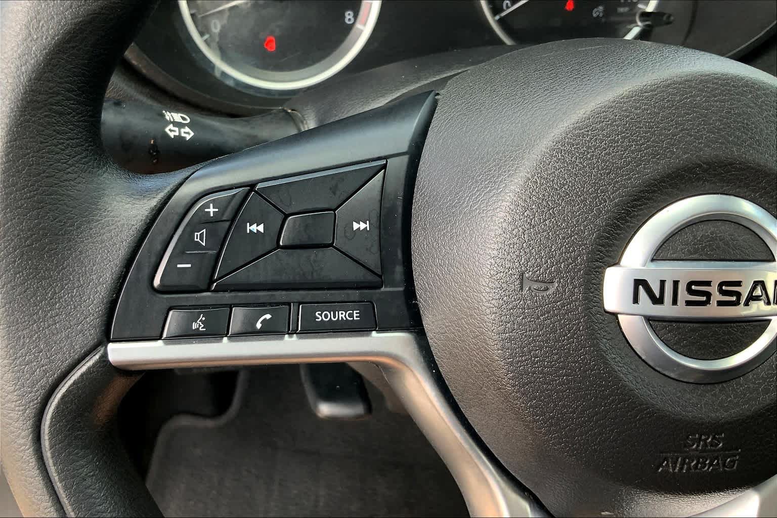Used 2020 Nissan Versa S FWD image 23