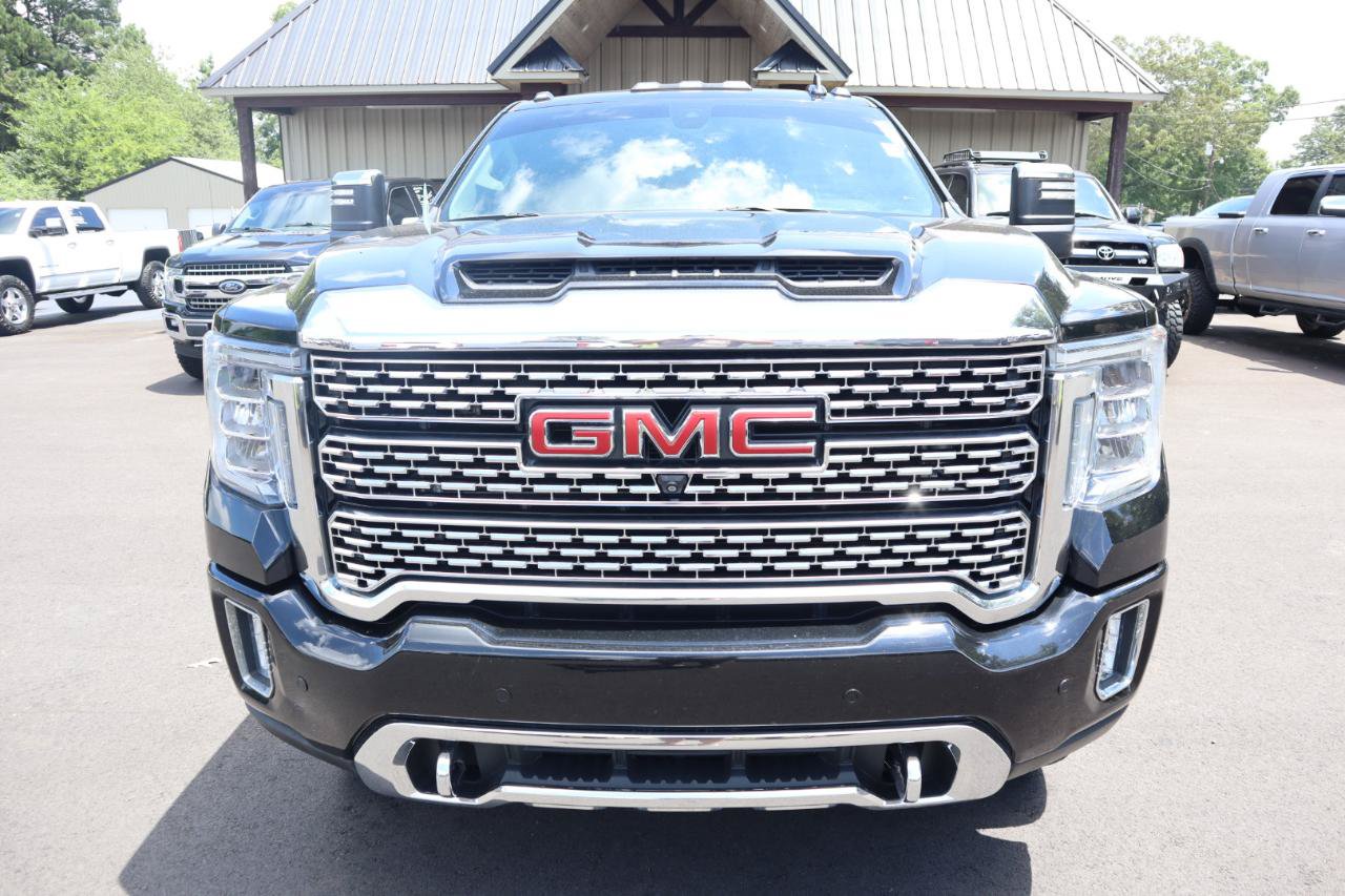Used 2022 GMC Sierra 2500 Denali AWD/4WD image 2