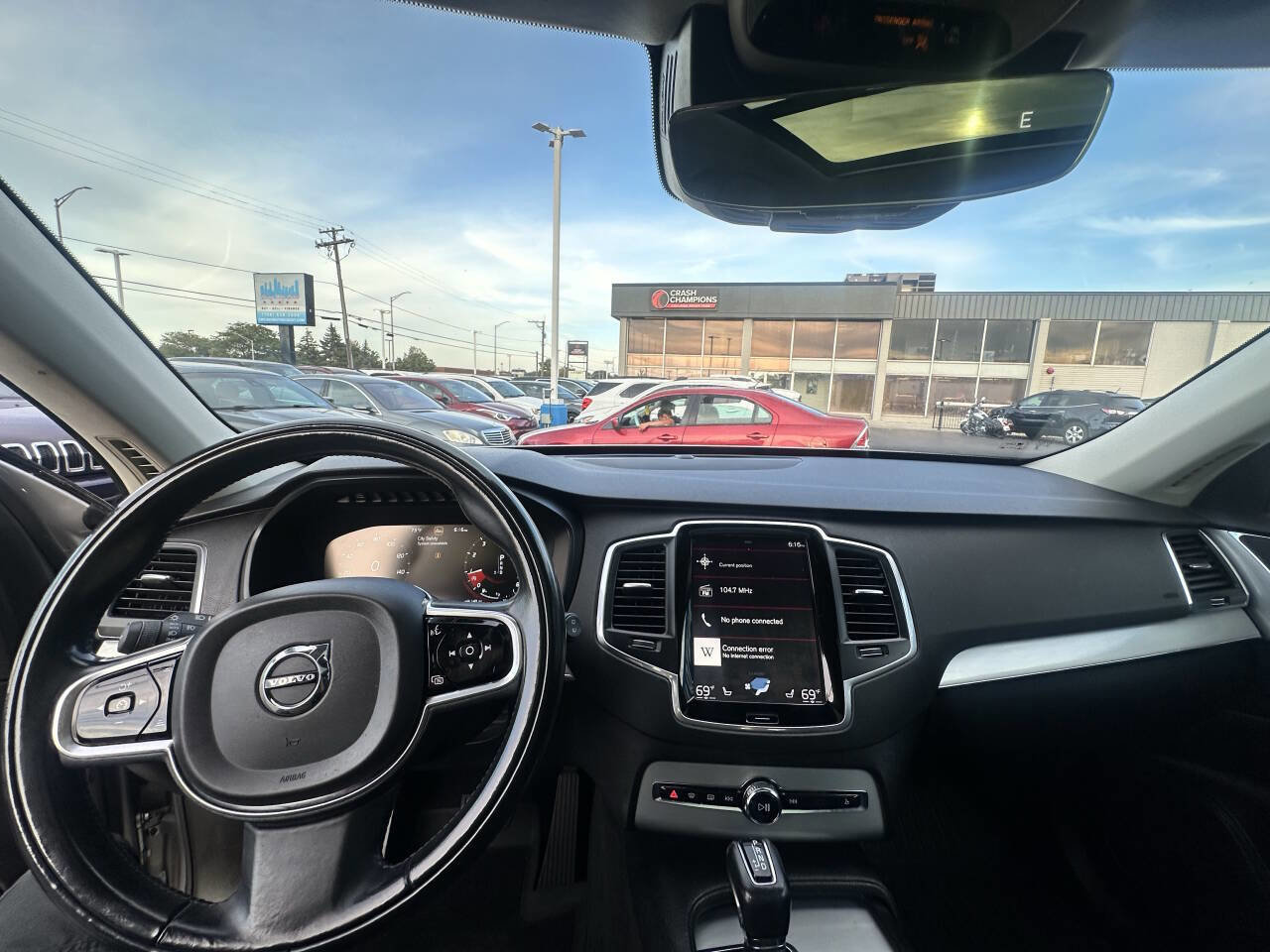 Used 2016 Volvo XC90 T5 Momentum image 18