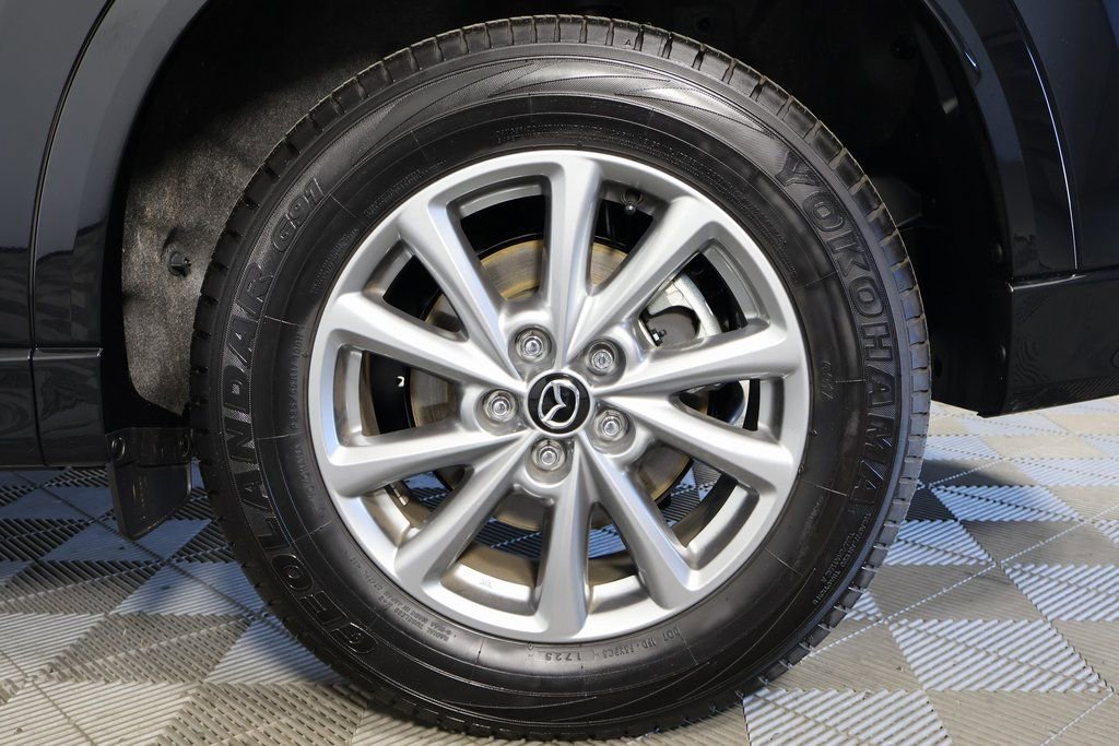 Used 2025 MAZDA CX-5 AWD 2.5 S w/ Preferred Package image 17