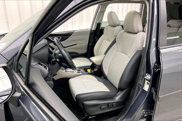 Used 2022 Subaru Forester Premium AWD/4WD image 8