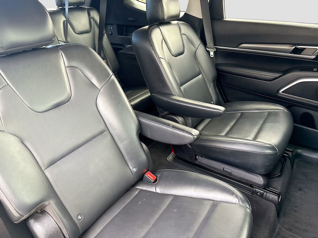 Used 2021 Kia Telluride S AWD/4WD image 28