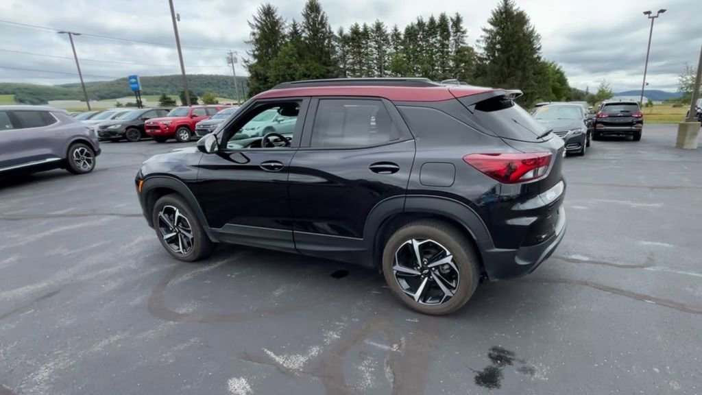 Certified 2023 Chevrolet TrailBlazer RS w/ Sun and Liftgate Package image 6