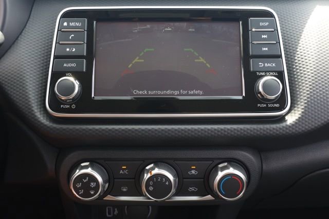 New 2025 Nissan Kicks Play S image 30