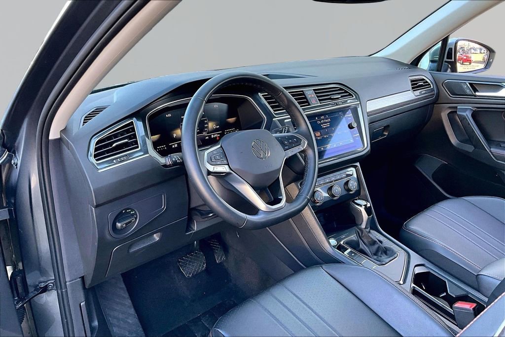 Used 2024 Volkswagen Tiguan Wolfsburg Edition image 11