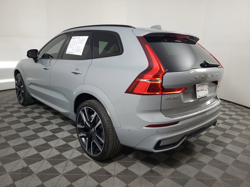 Used 2024 Volvo XC60 B5 Ultimate w/ Protection Package Premier image 6