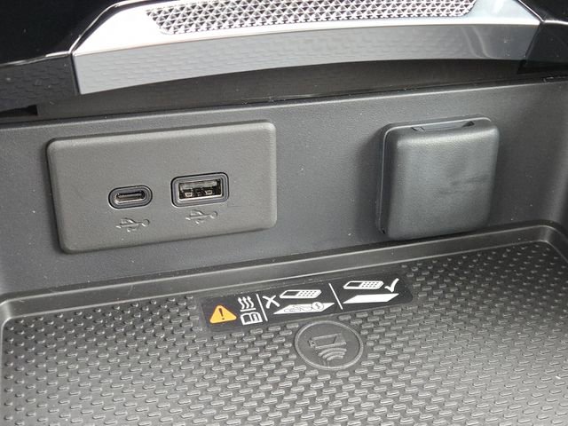 New 2026 Buick Envision Sport Touring image 8