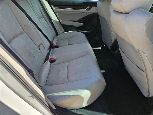 Used 2018 Honda Accord LX image 19