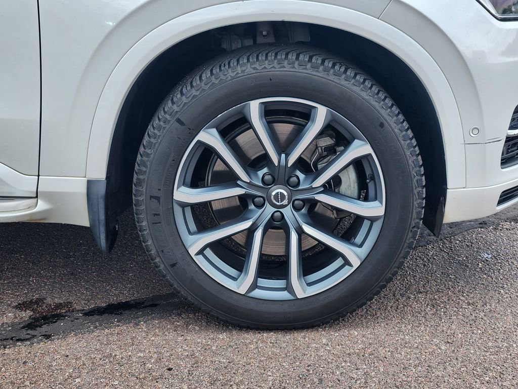 Used 2016 Volvo XC90 T8 Momentum w/ Vision Package AWD/4WD image 30