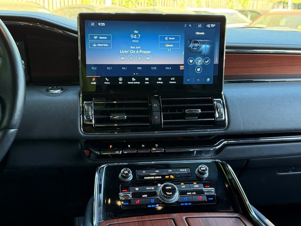 Certified 2024 Lincoln Navigator L Reserve AWD/4WD image 20