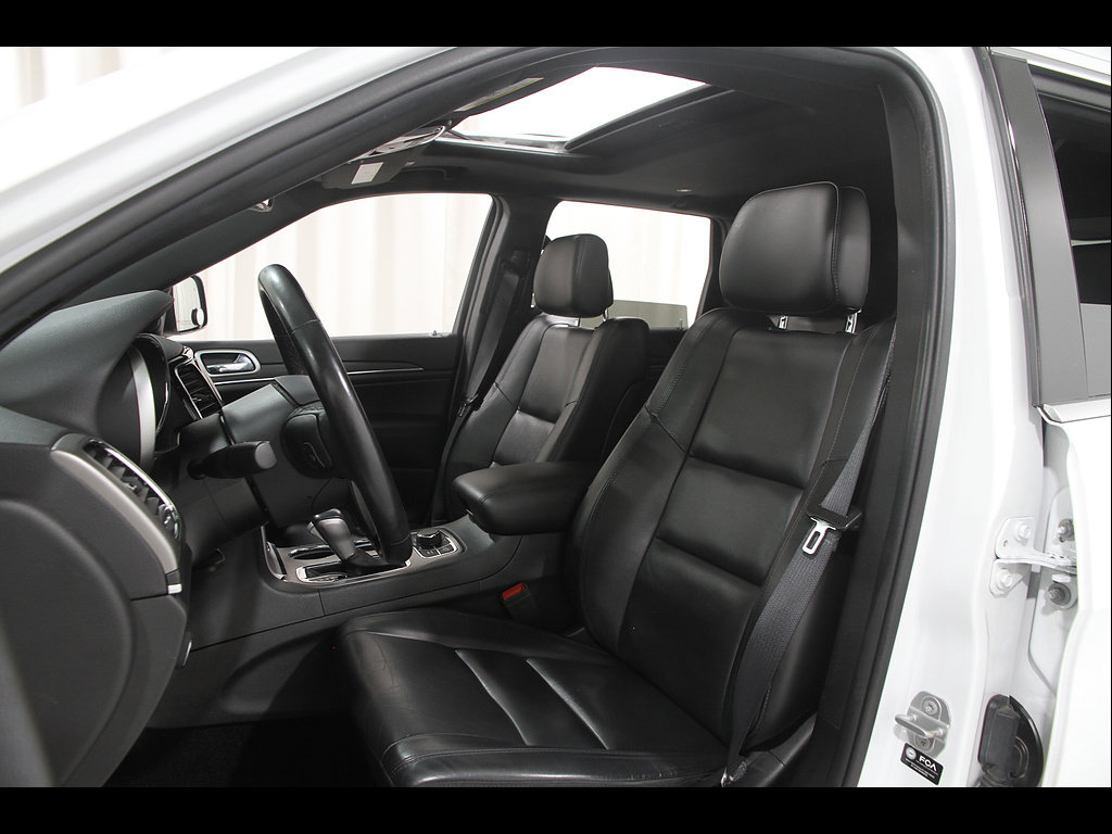 Used 2021 Jeep Grand Cherokee Limited AWD/4WD image 5
