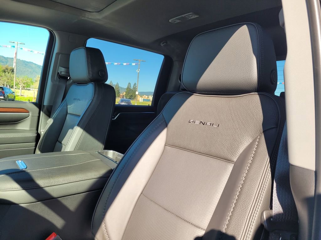 New 2026 GMC Sierra 2500 Denali w/ Max Trailering Package image 12