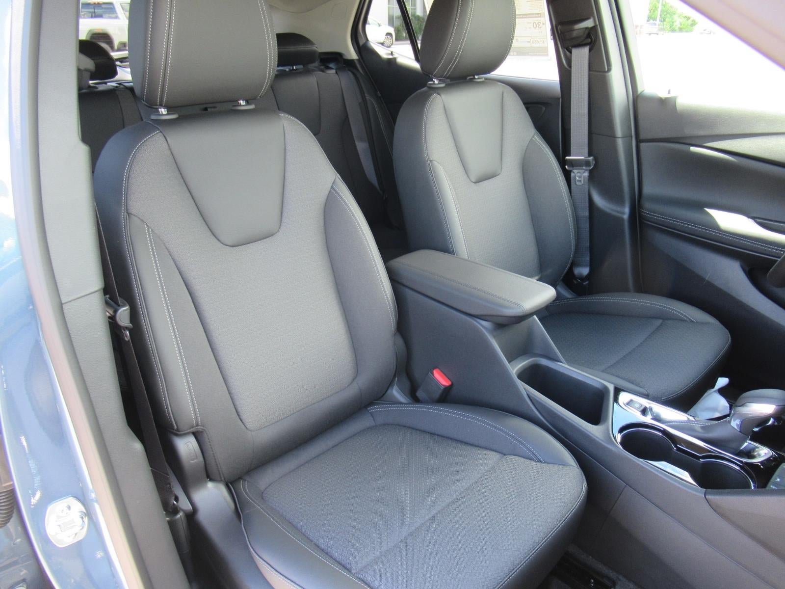 New 2026 Buick Encore GX Preferred w/ Comfort Package FWD image 9