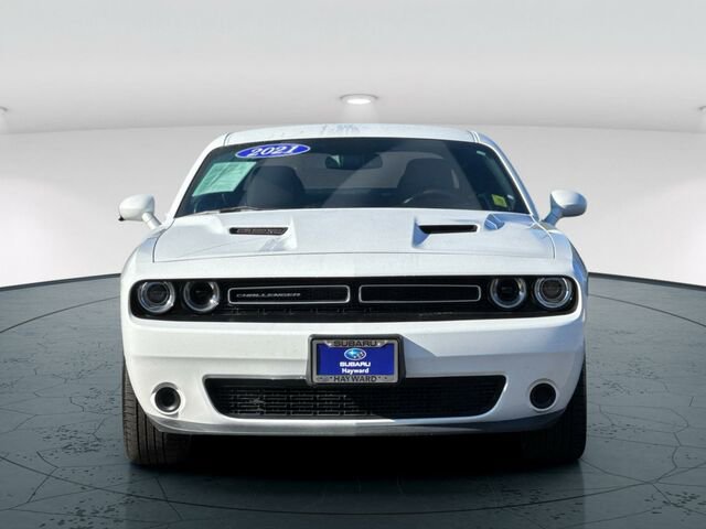 Used 2021 Dodge Challenger SXT image 9