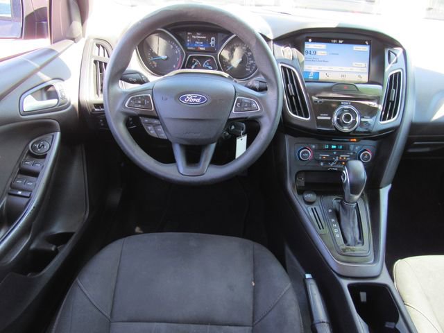 Used 2018 Ford Focus SEL image 14