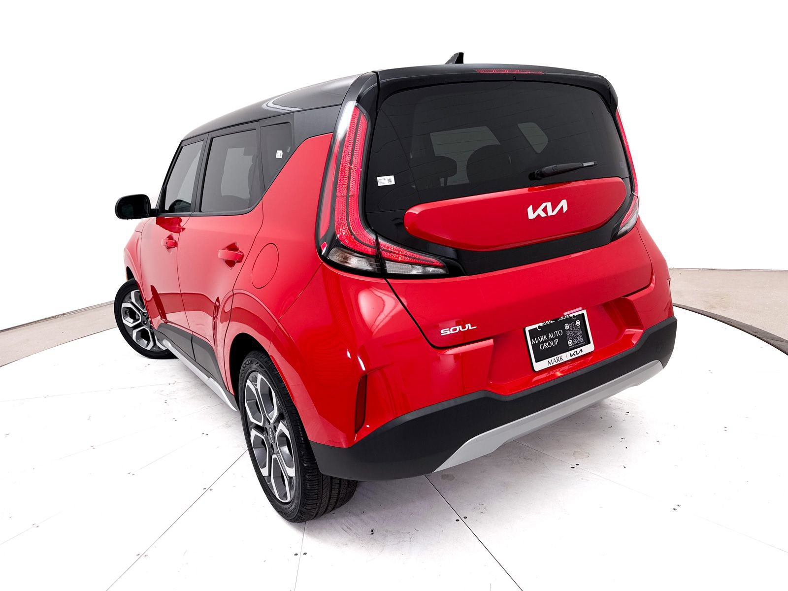 Certified 2025 Kia Soul EX FWD image 8