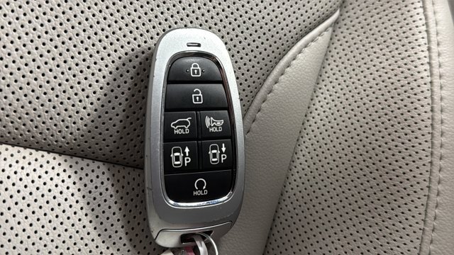 Used 2024 Hyundai Tucson Limited AWD/4WD image 21