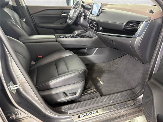Used 2023 Nissan Rogue SL w/ SL Premium Package AWD/4WD image 15