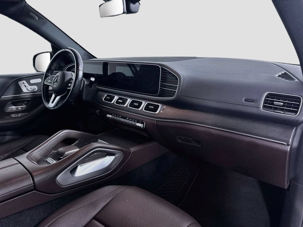 Used 2021 Mercedes-Benz GLS 450 4MATIC image 33