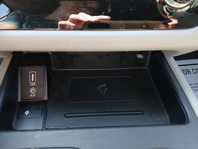 Used 2019 Kia Sedona EX FWD image 28