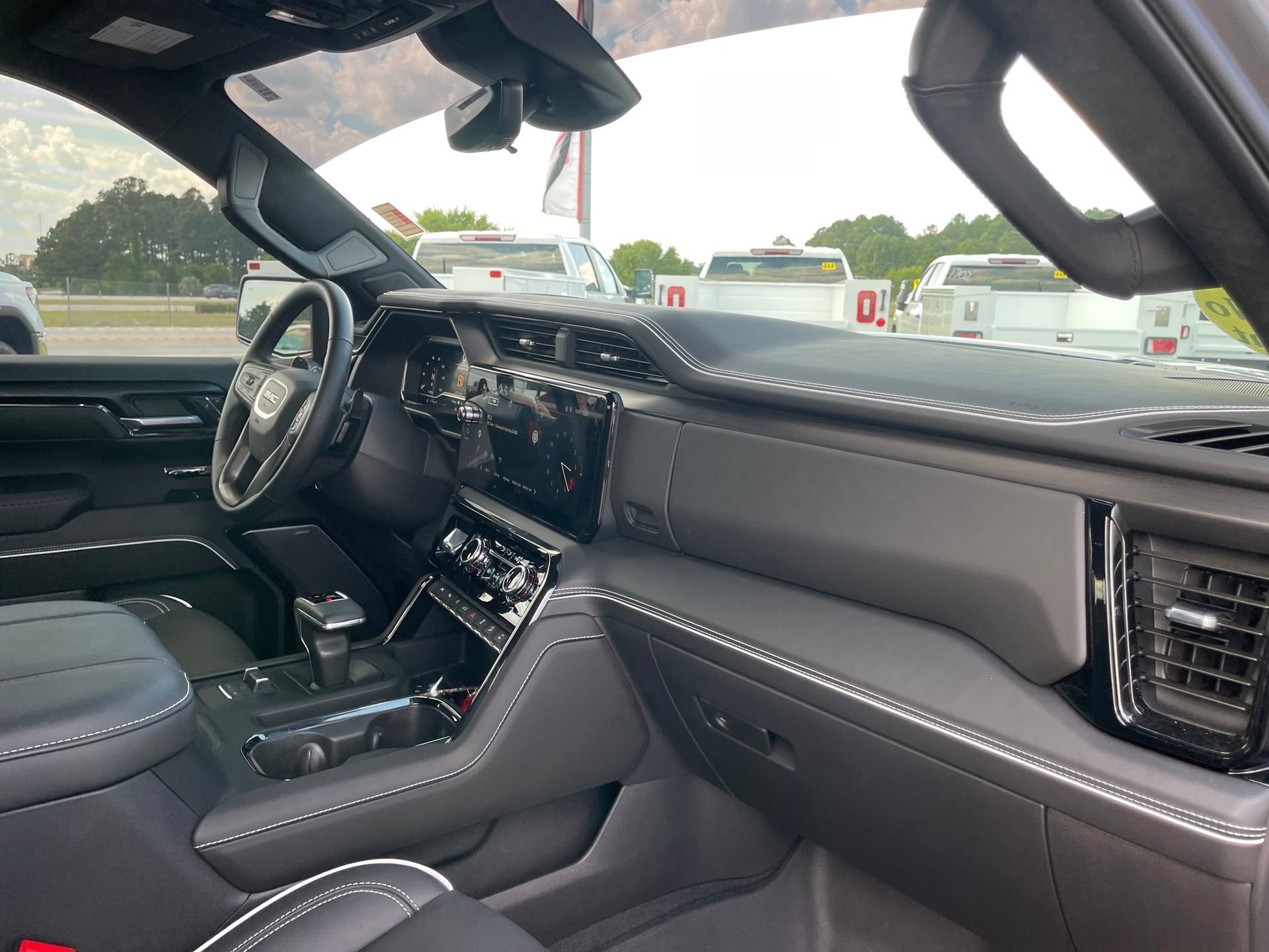 Used 2025 GMC Sierra 1500 AT4X w/ AT4X AEV Edition image 28