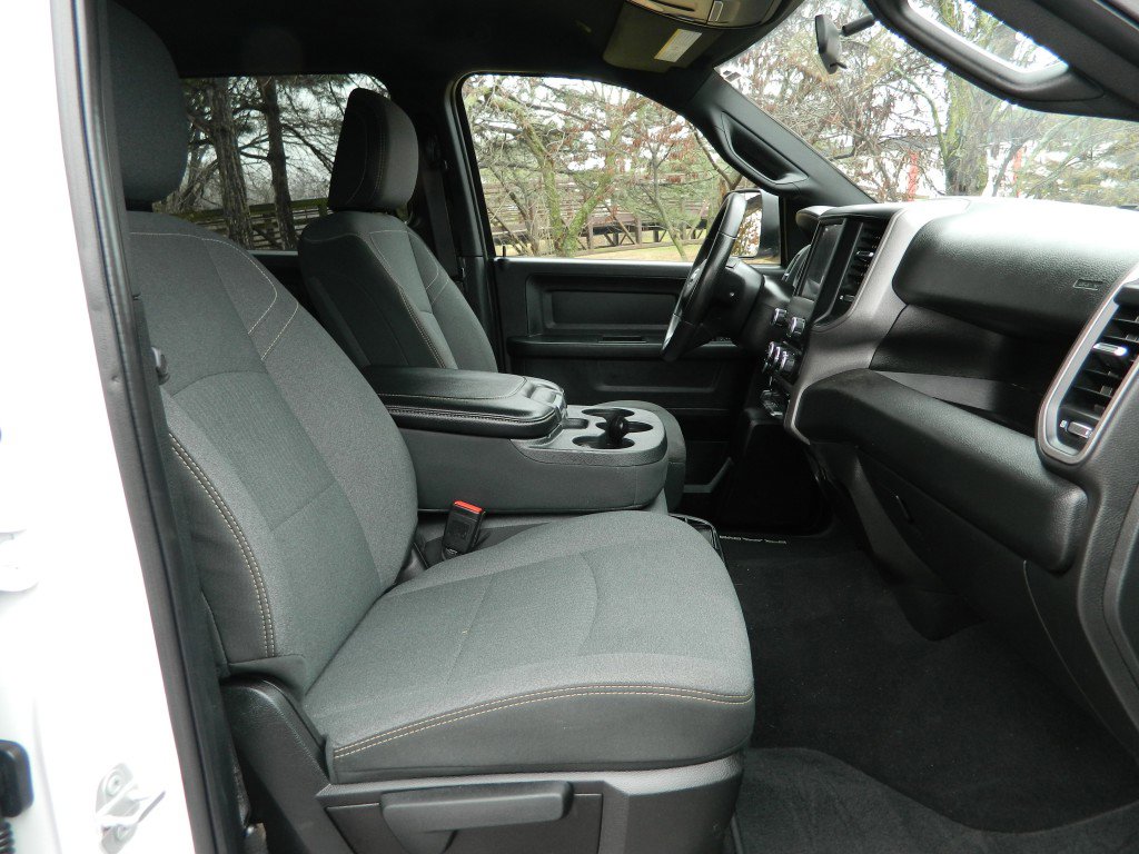 Used 2022 RAM 2500 Tradesman w/ Chrome Appearance Group image 13