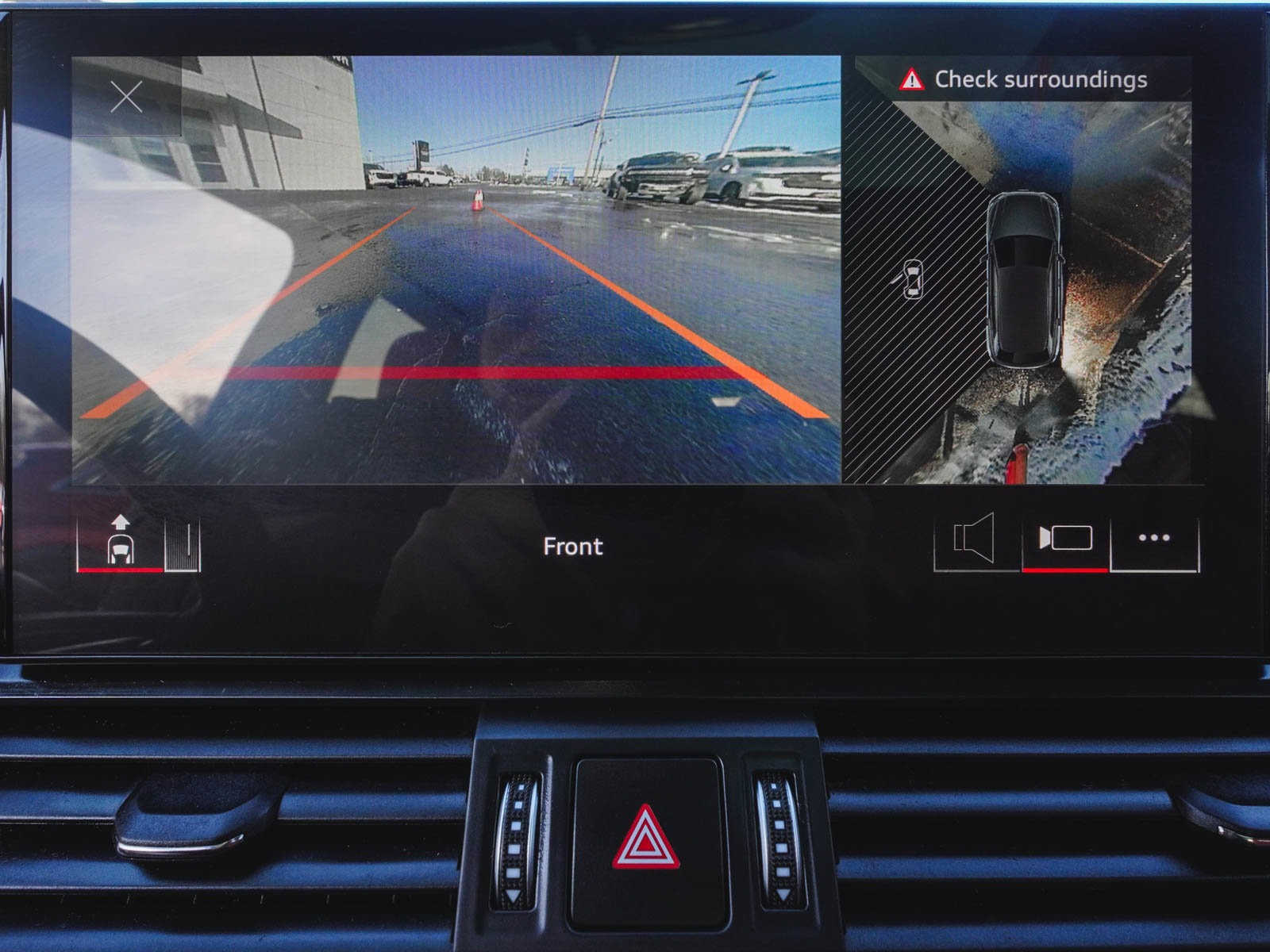 Used 2023 Audi SQ5 Premium Plus w/ Premium Plus Package image 18