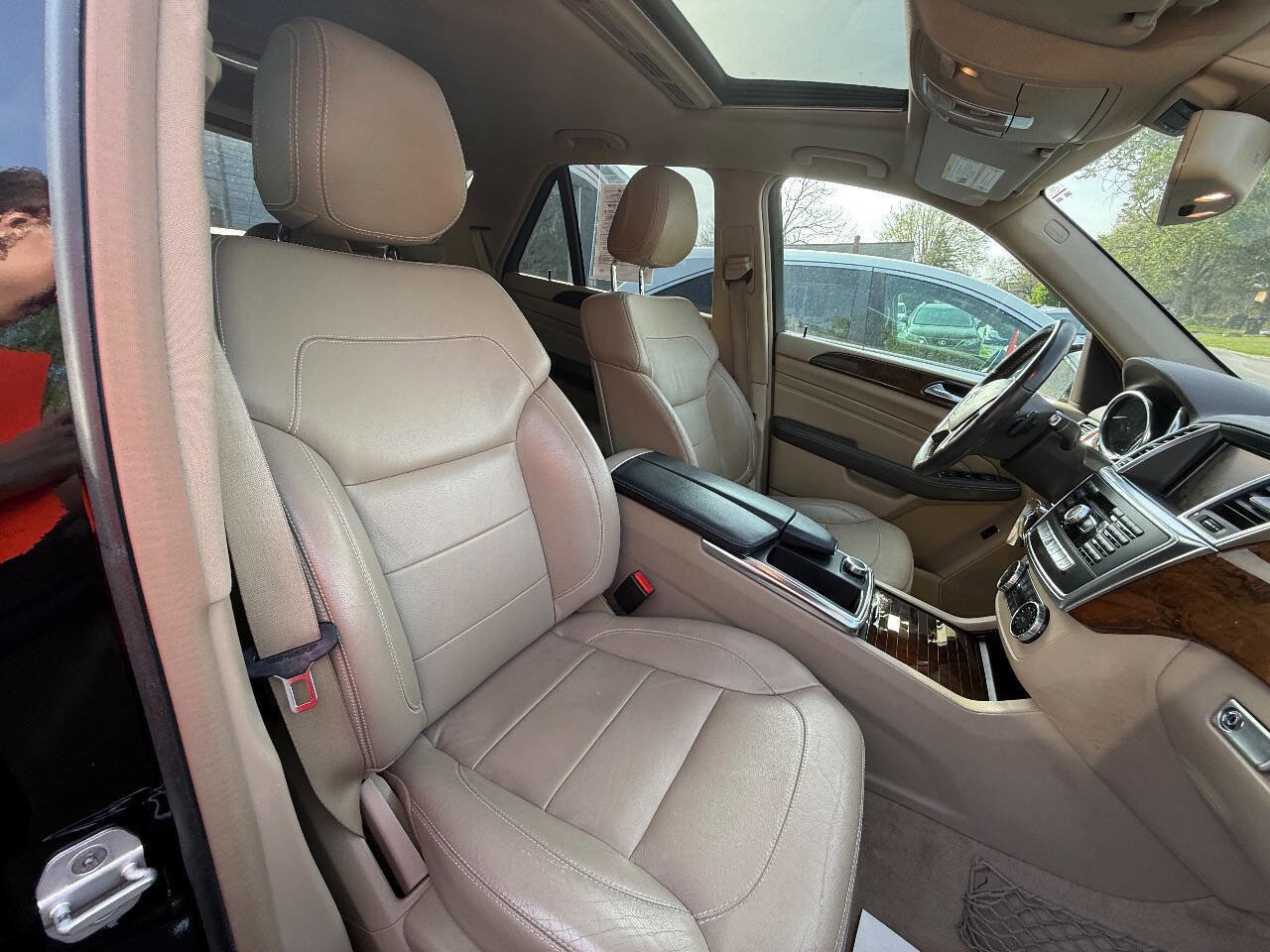 Used 2015 Mercedes-Benz ML 250 BlueTEC 4MATIC image 15