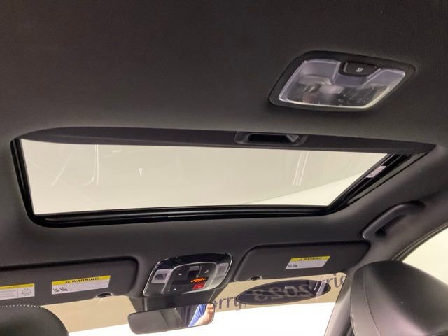 Used 2023 Hyundai Santa Cruz Limited w/ Winter Package image 21