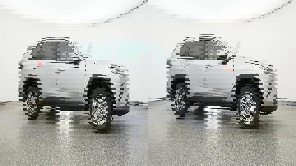 New 2025 Toyota RAV4 XLE image 28