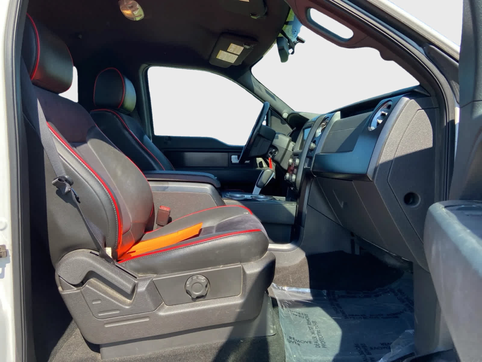 Used 2014 Ford F150 FX4 w/ FX Appearance Package AWD/4WD image 13