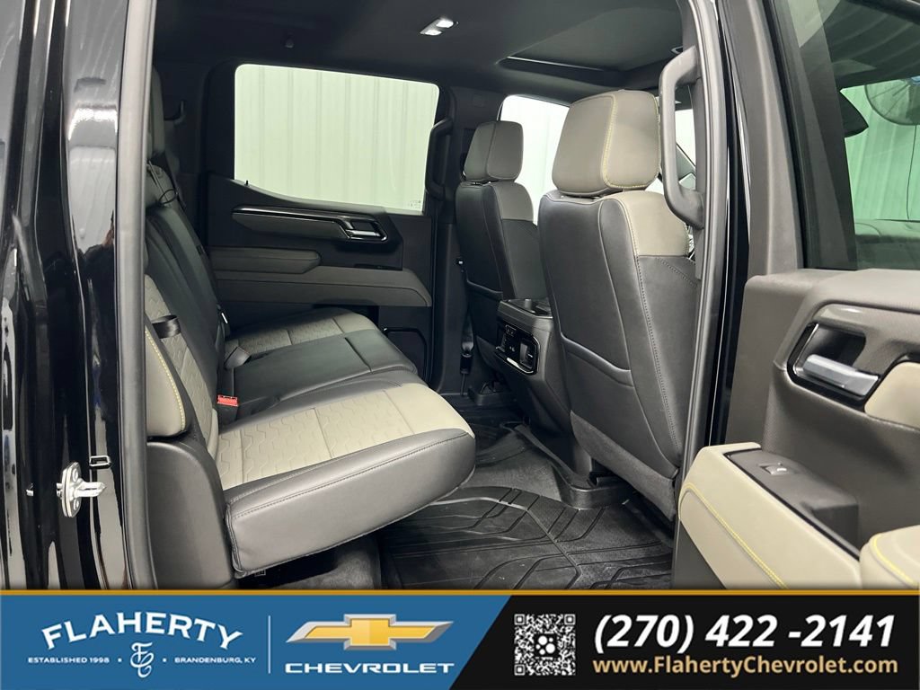 Used 2025 Chevrolet Silverado 1500 ZR2 w/ Technology Package AWD/4WD image 13