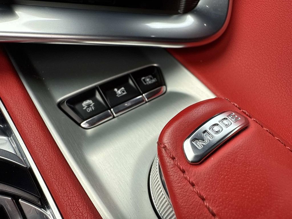 Used 2024 Chevrolet Corvette Stingray Preferred Cpe w/ Z51 Performance Package image 30