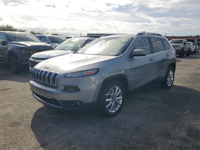 Used 2016 Jeep Cherokee Limited image 30