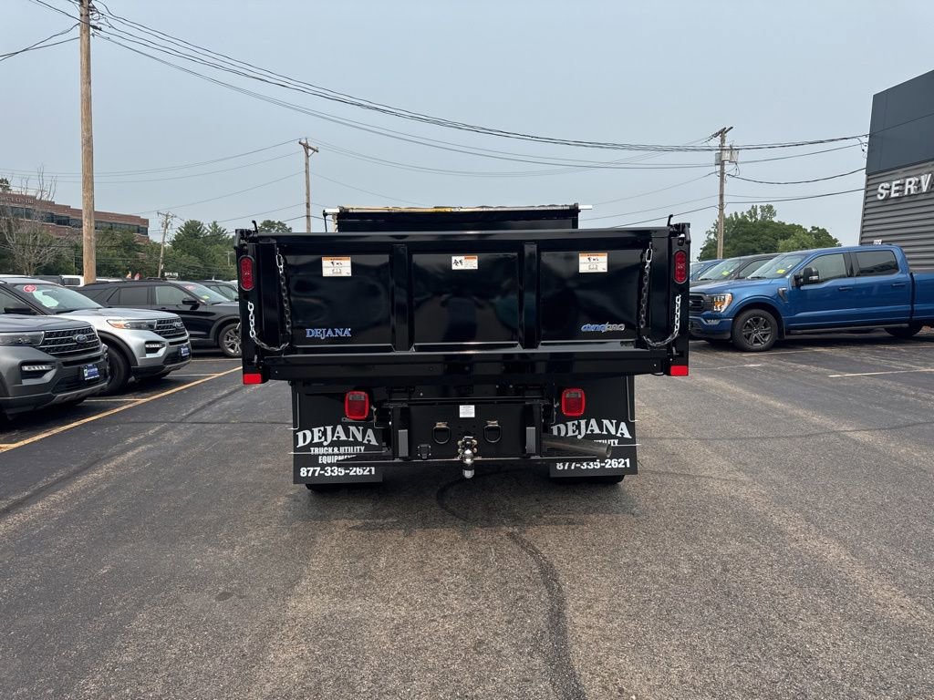 New 2025 Ford F550 4x4 Regular Cab Super Duty image 6