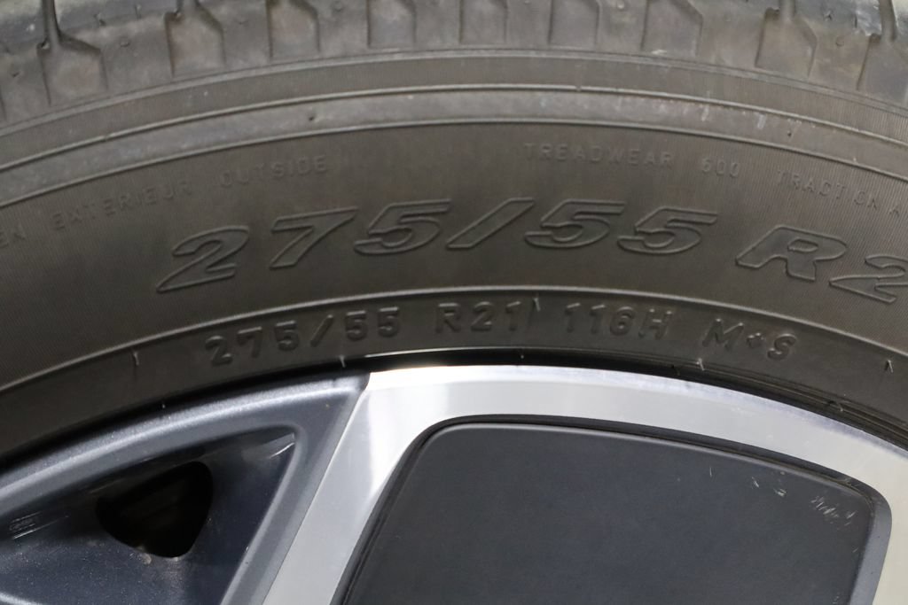 Used 2024 Rivian R1T Adventure AWD/4WD image 38