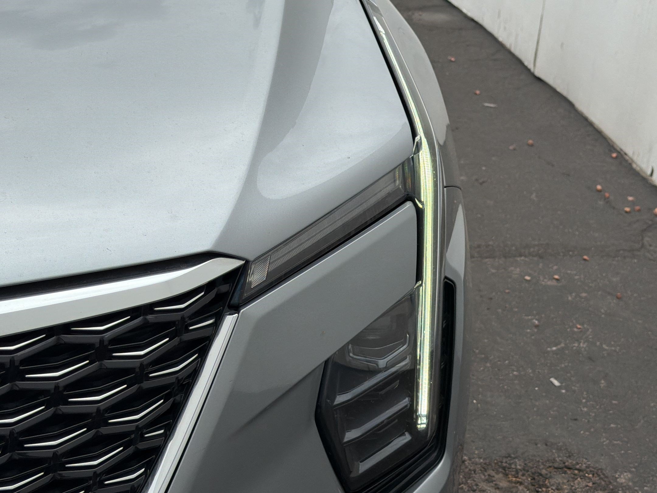 Used 2024 Cadillac XT4 Premium Luxury FWD image 10