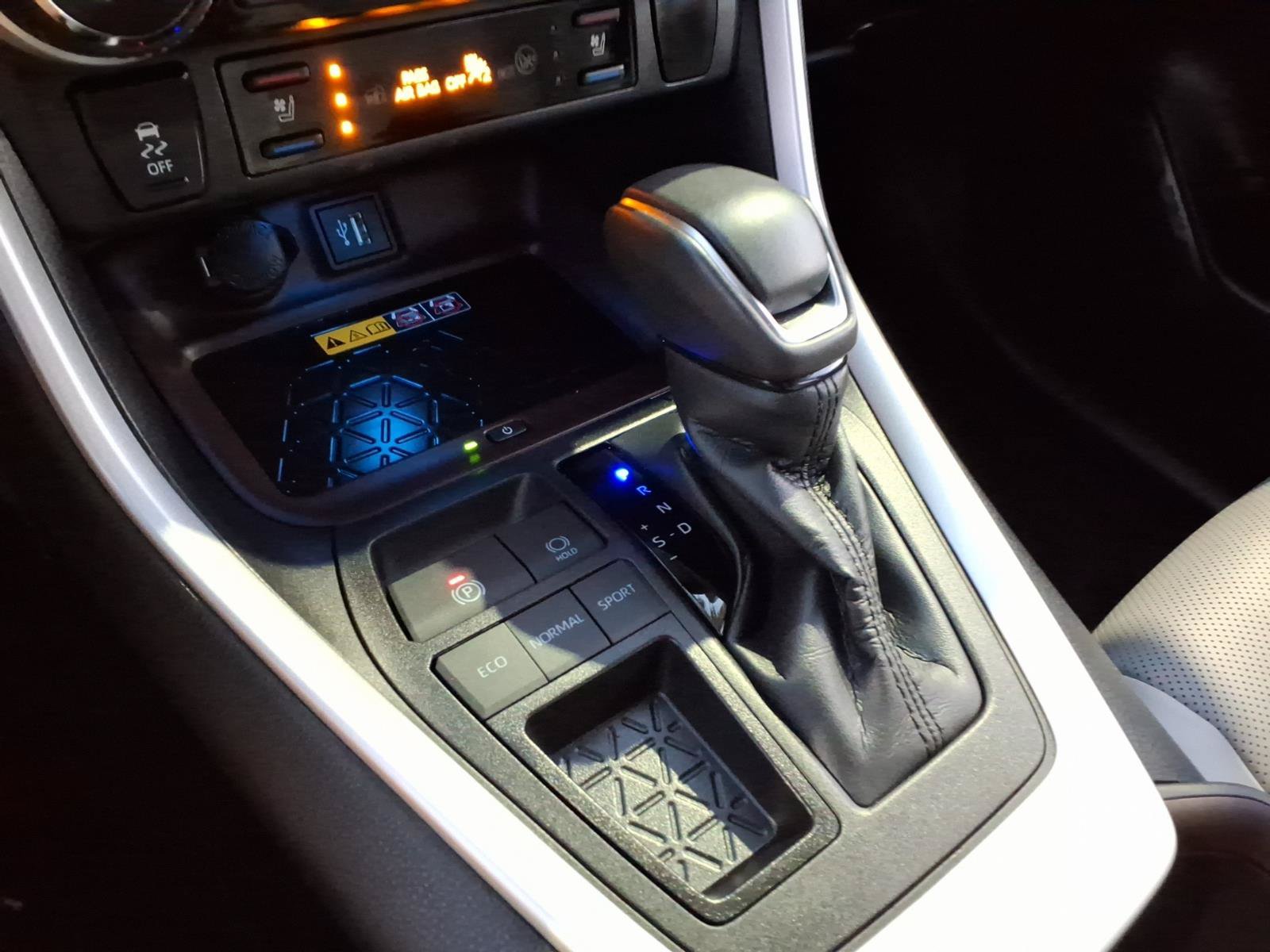 Certified 2023 Toyota RAV4 Limited FWD image 19
