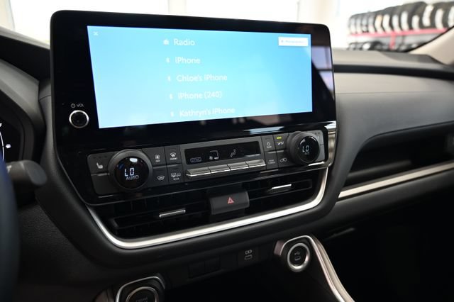 Certified 2026 Toyota Grand Highlander AWD image 16