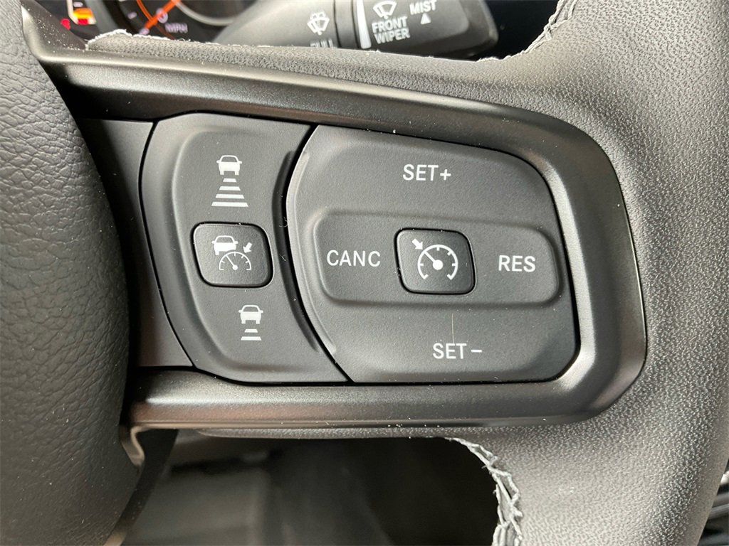 New 2025 Jeep Gladiator Sport image 23