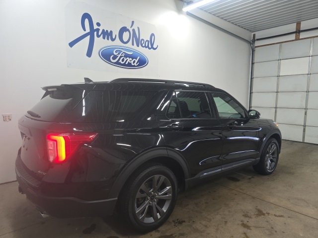 Used 2023 Ford Explorer XLT w/ Equipment Group 202A image 11