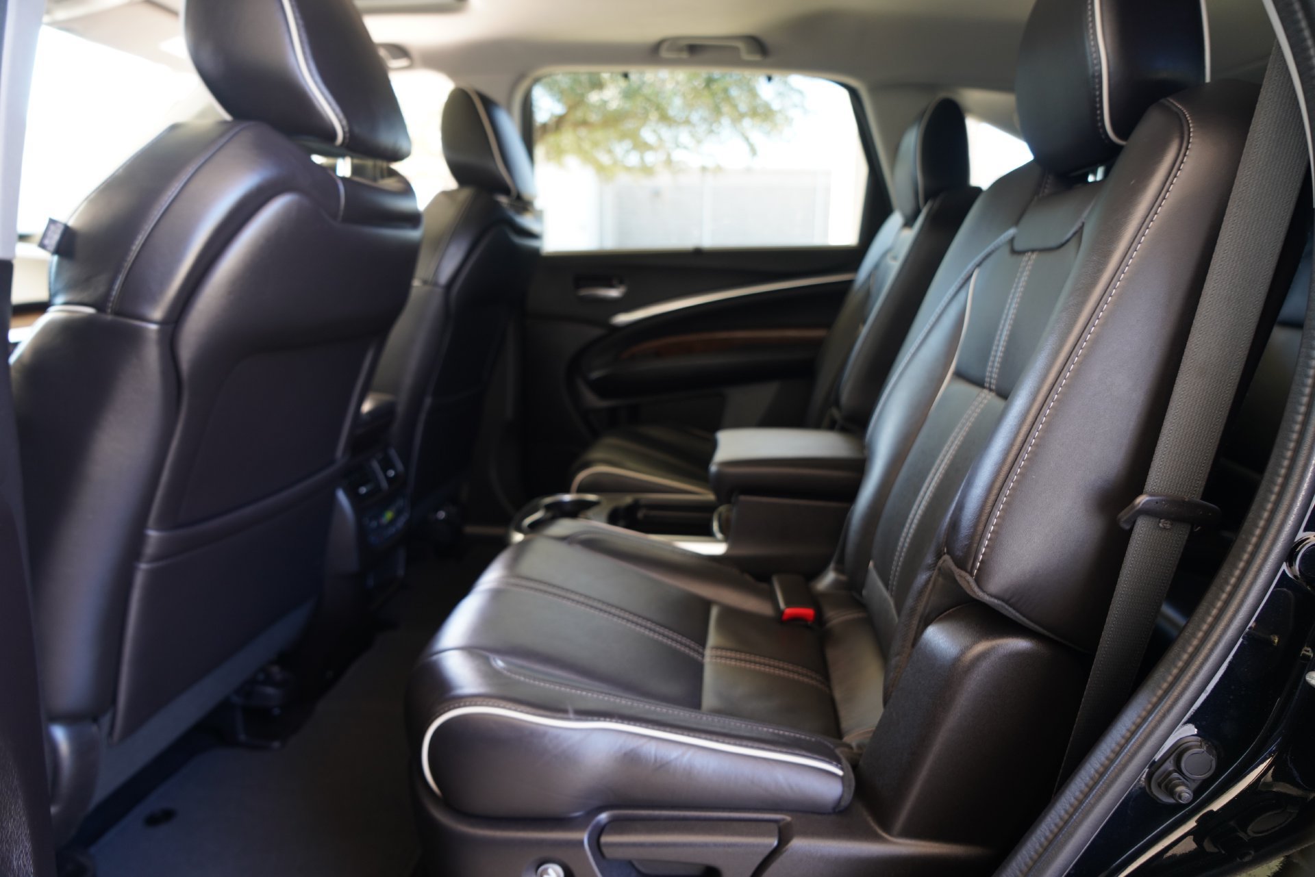 Used 2020 Acura MDX w/ Advance Package FWD image 29