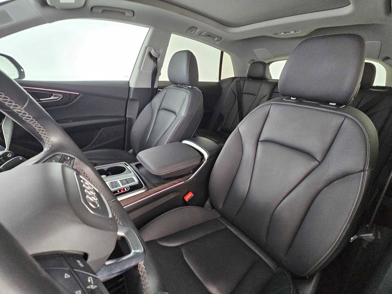 Used 2022 Audi Q8 Premium Plus image 21