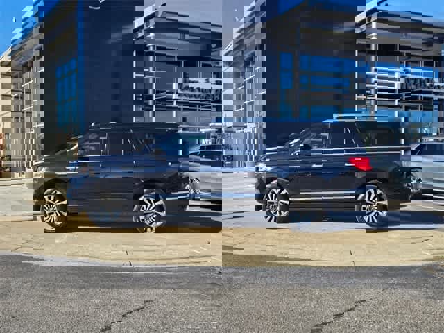 Used 2019 Lincoln Navigator L Reserve image 5